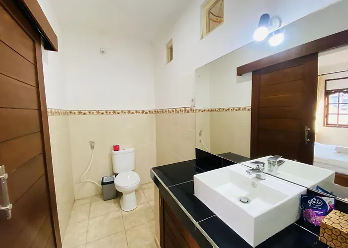 Gasthuis Sang Ayu 1br At 5br 3*