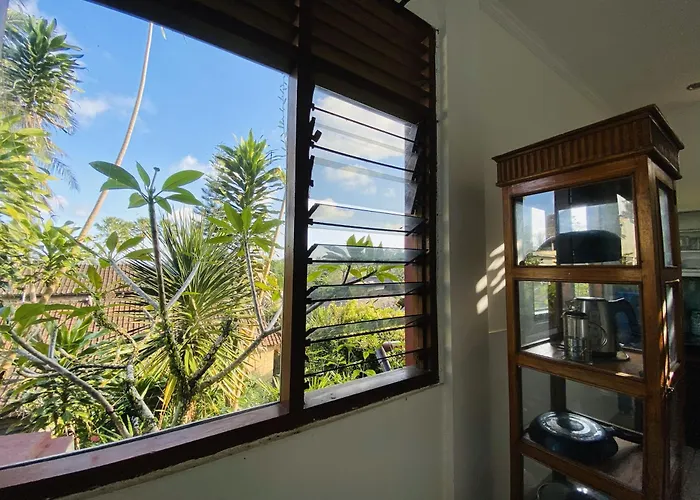 Sang Ayu 1br At 5br 3*