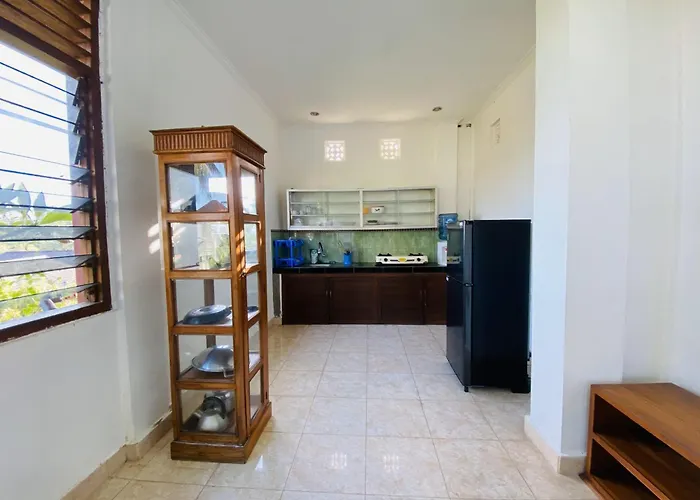 Sang Ayu 1br At 5br 3*
